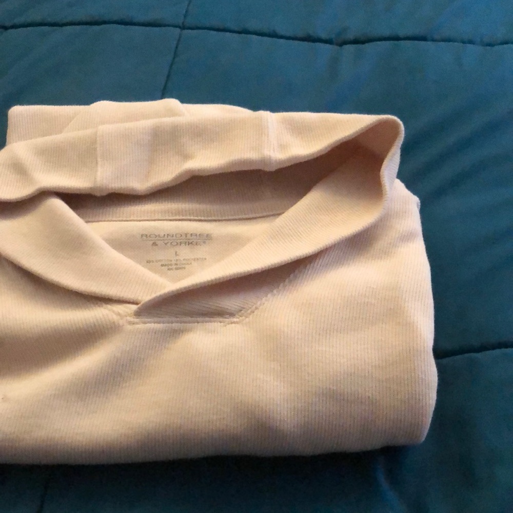 NWOT/ never been worn- Round tree and Yorke